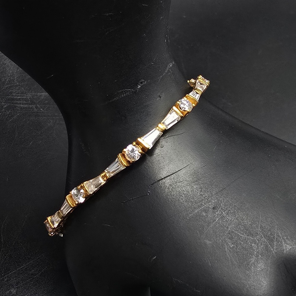 Elizabeth Taylor for Avon Tennis Bracelet 1995 Evening Star Collection Gold Tone